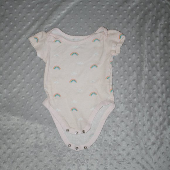 3/$20 Baby girl onesie rainbows cloud 6 months - Picture 4 of 12
